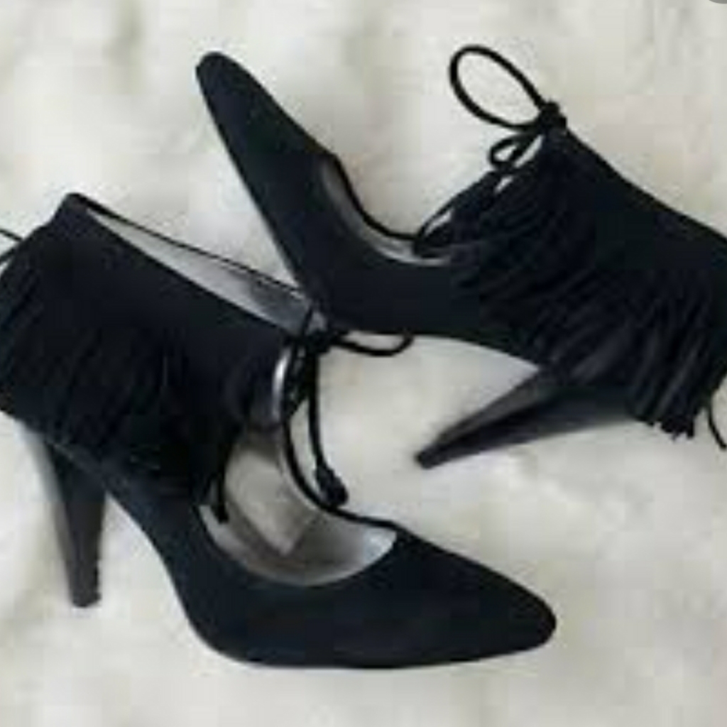 Pixie Suede Ankle Boot